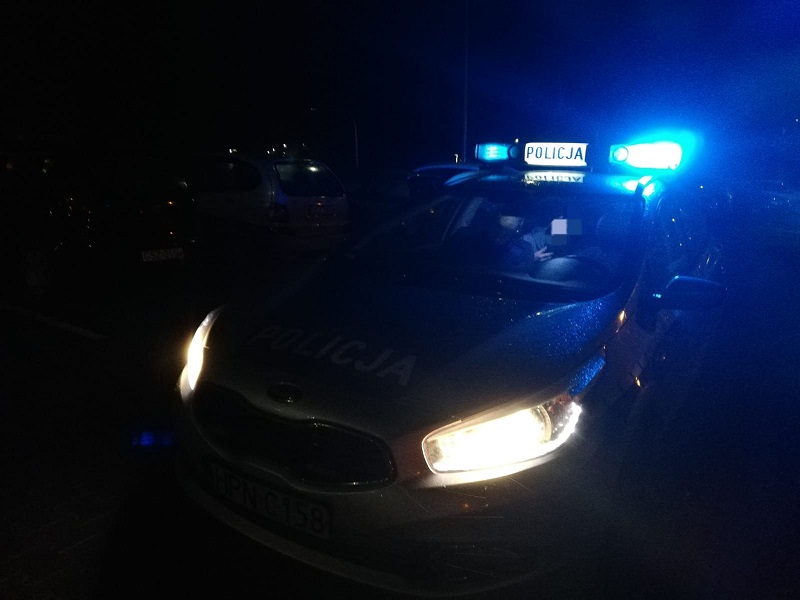Policjanci z Gryfina uratowali życie nastolatki